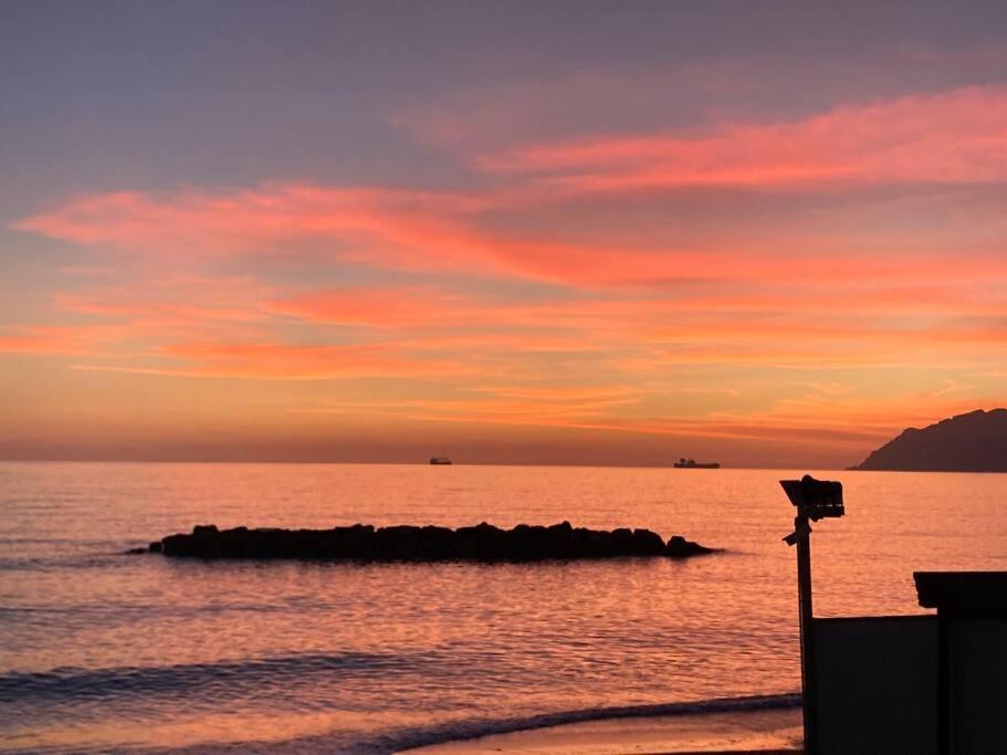 Viva La Nonna Appartement Salerno Buitenkant foto